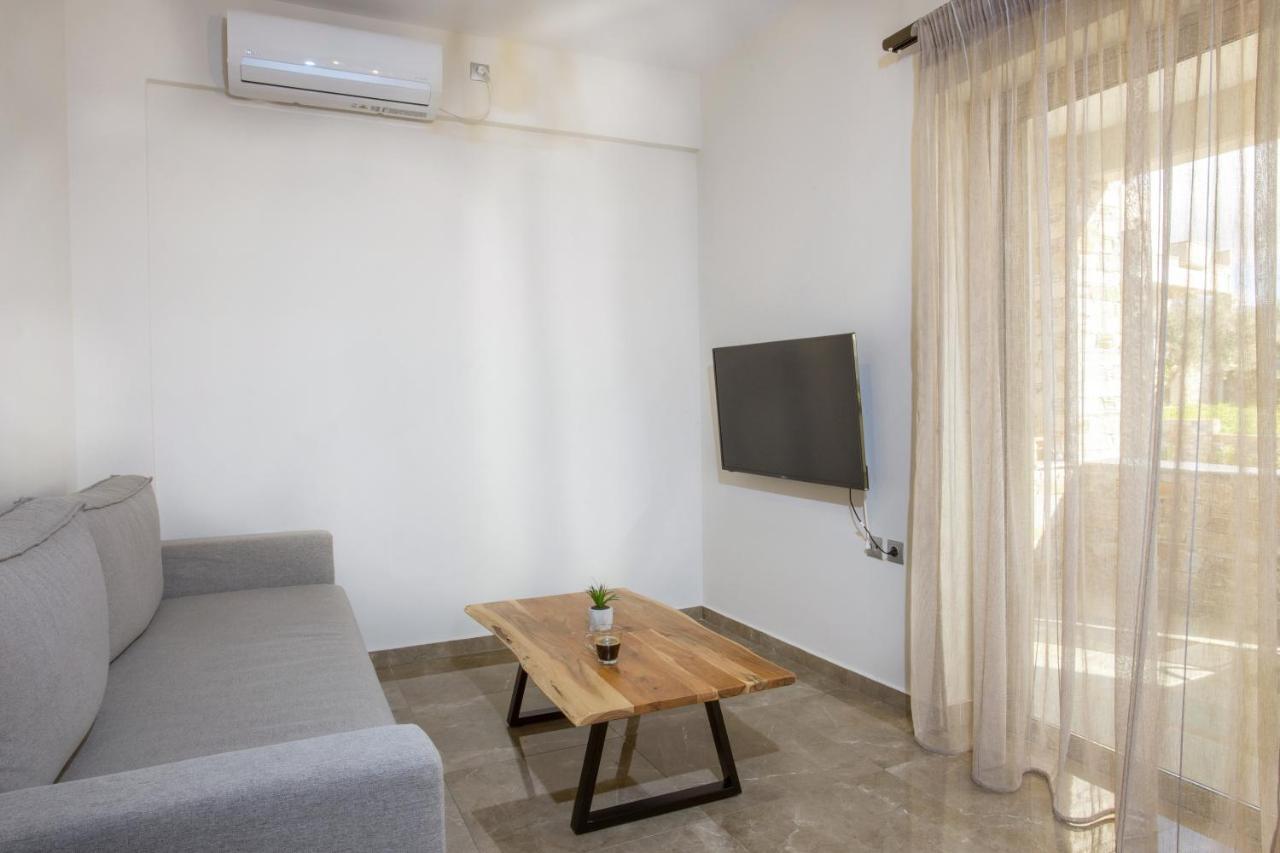 كاريستوس Vardians Villas & Suites المظهر الخارجي الصورة