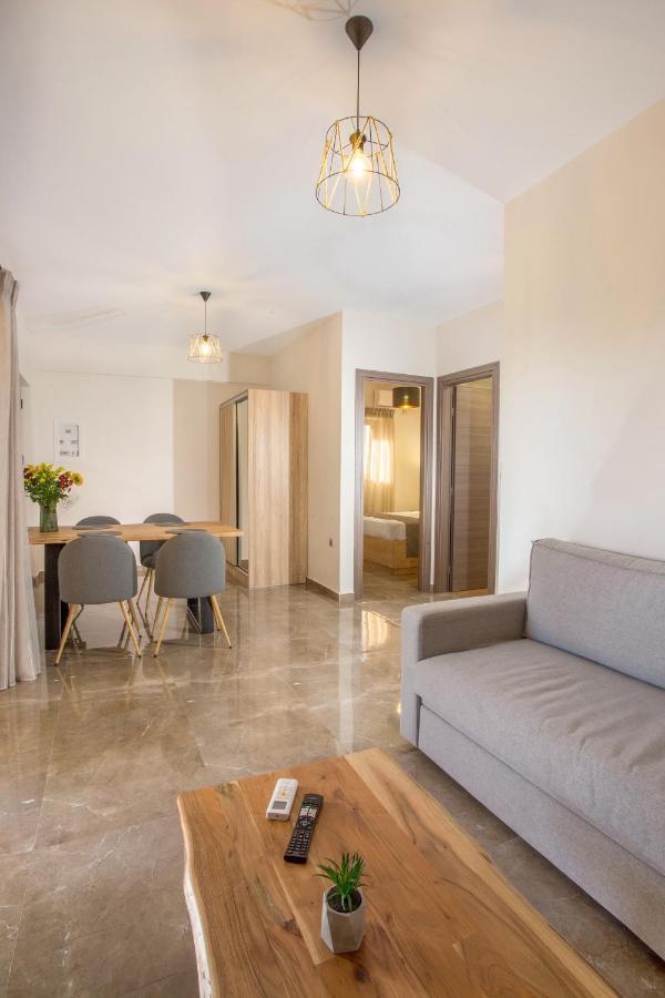كاريستوس Vardians Villas & Suites المظهر الخارجي الصورة